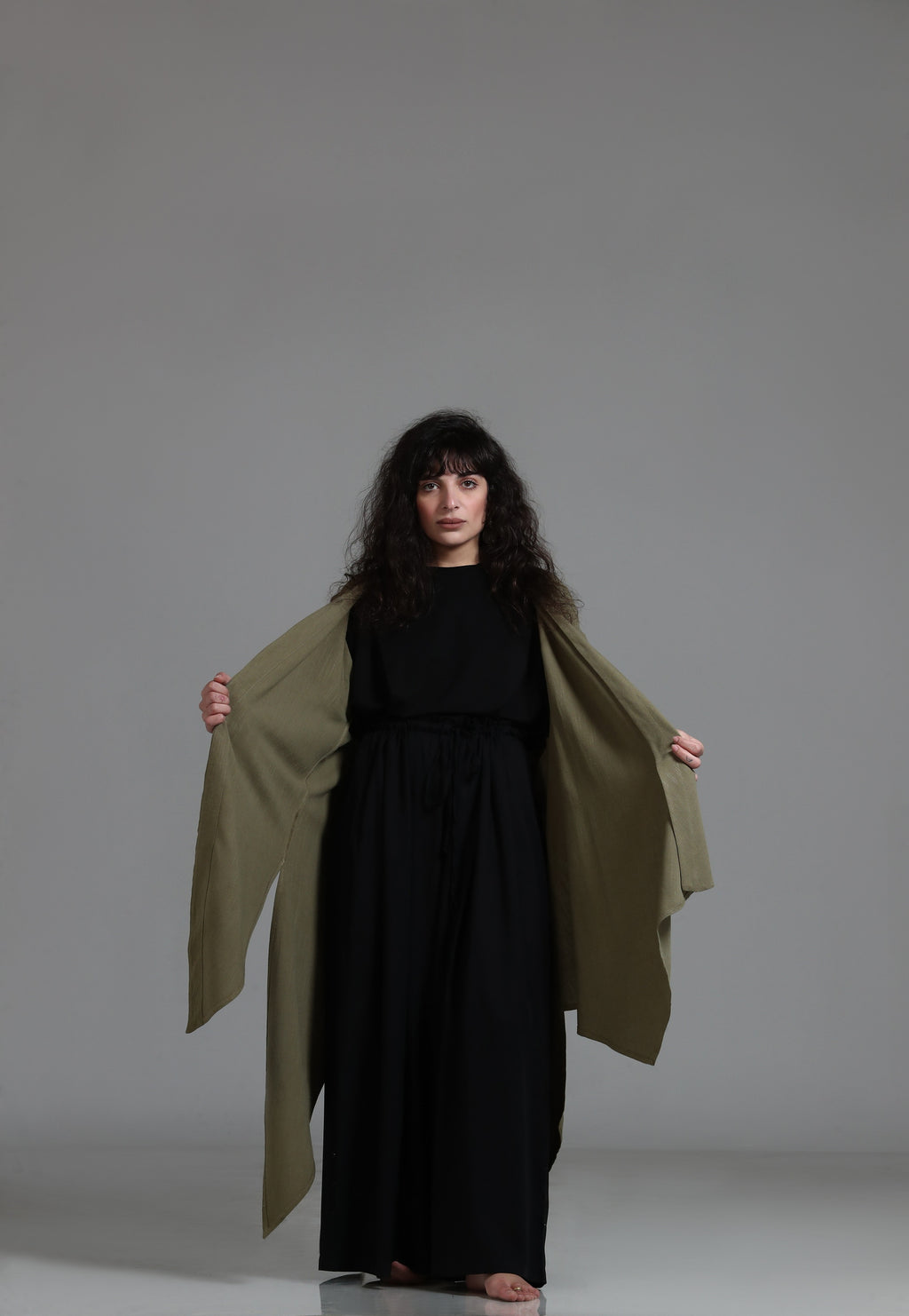 Assymetrical linen blend off-center kimono