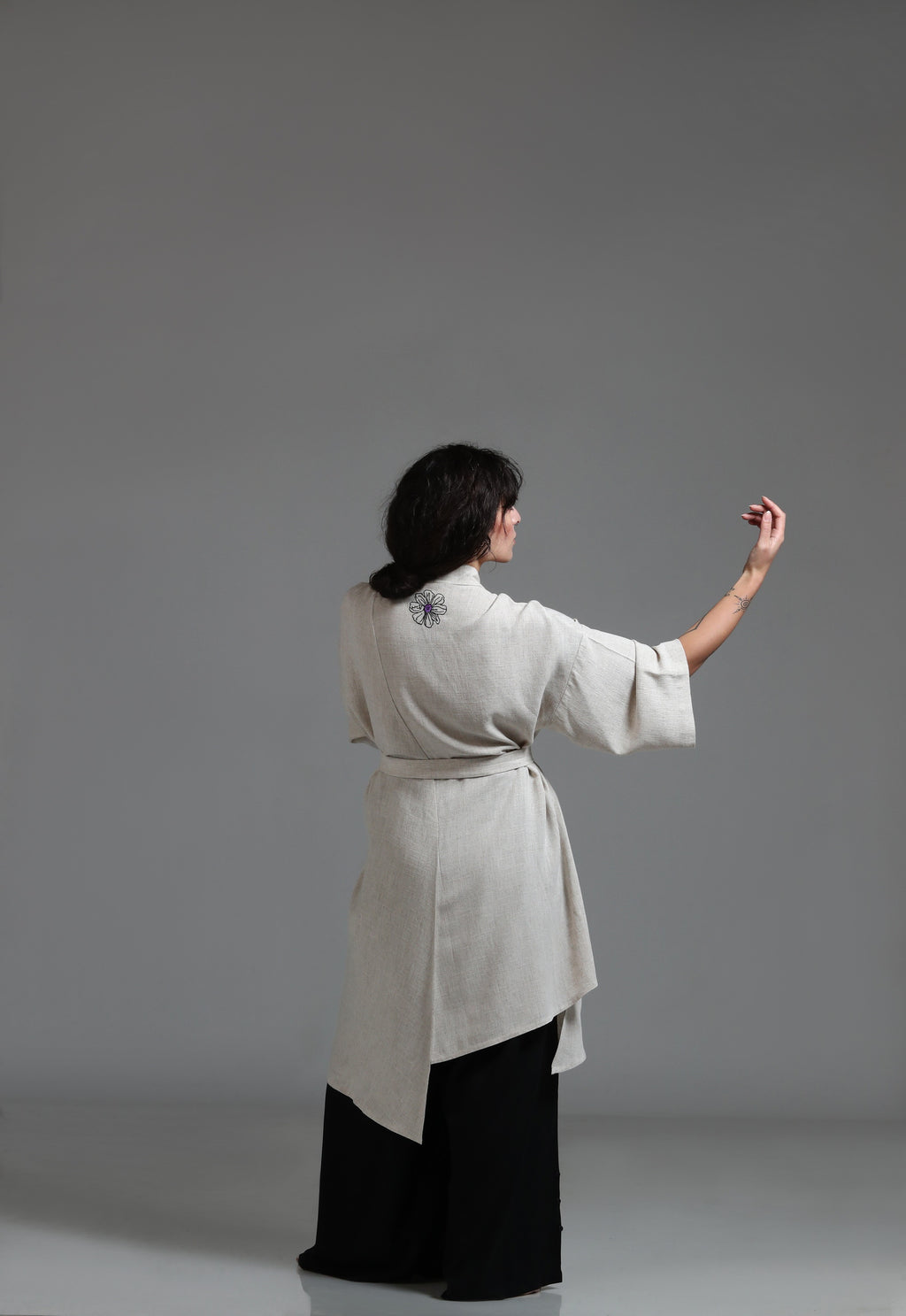 Draped detail long linen kimono