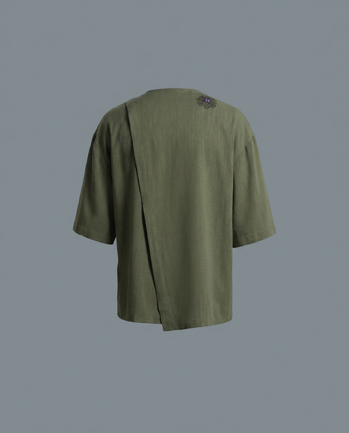 Cavalier tilt shirt
